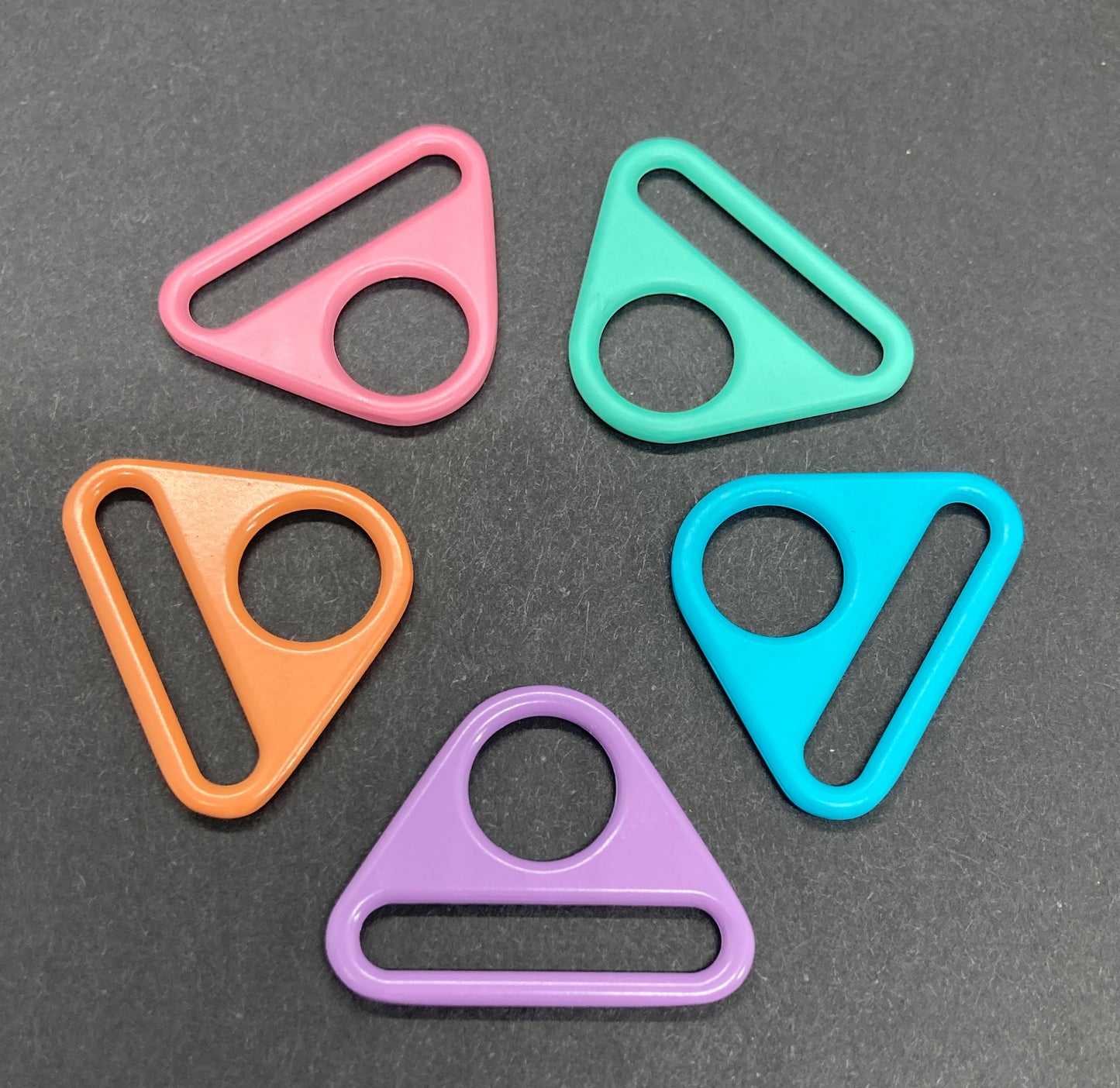 BULK Pastel Triangle Connectors